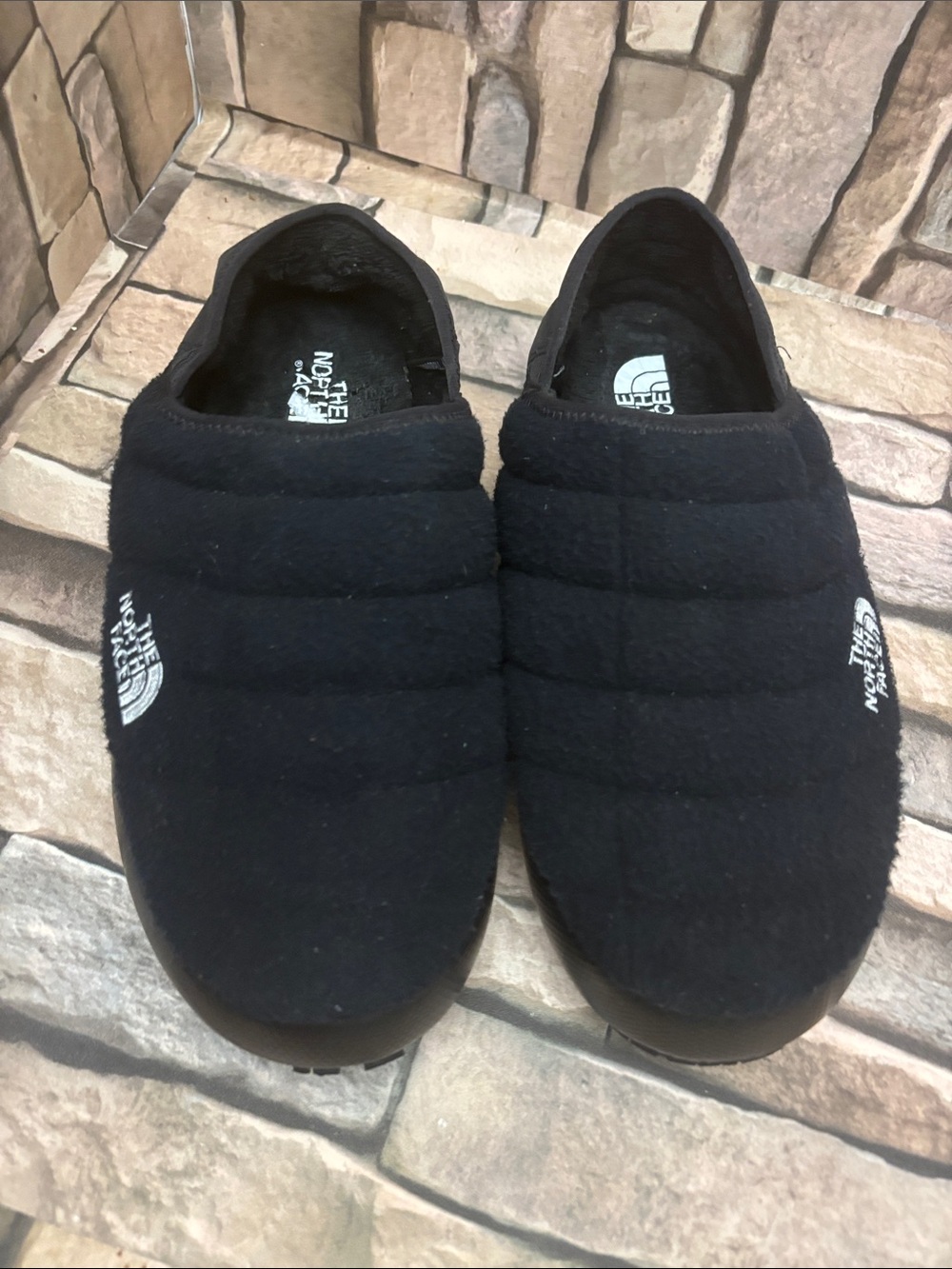 Women’s The North Face ThermoBall Traction Mule V slipper Sz 9